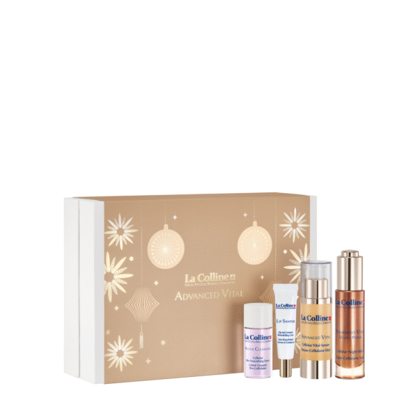 Luxe verzorgingsset La Colline Advanced Vital met vier cosmetische producten en een goudkleurige cadeauverpakking.