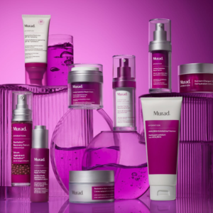 Een verzameling van Murad Hydration huidverzorgingsproducten tegen een paarse achtergrond.